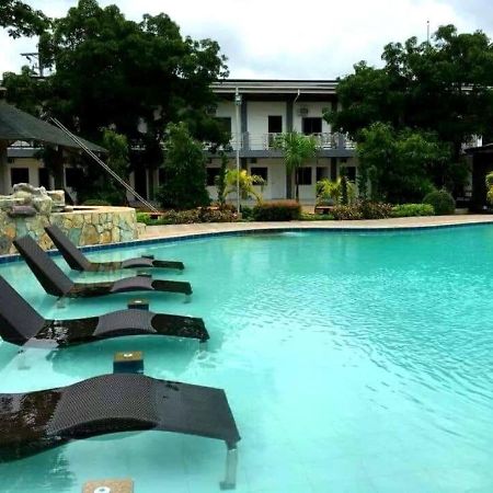 Floating Sanctuary Resort Powered By Cocotel Bulacan Ngoại thất bức ảnh