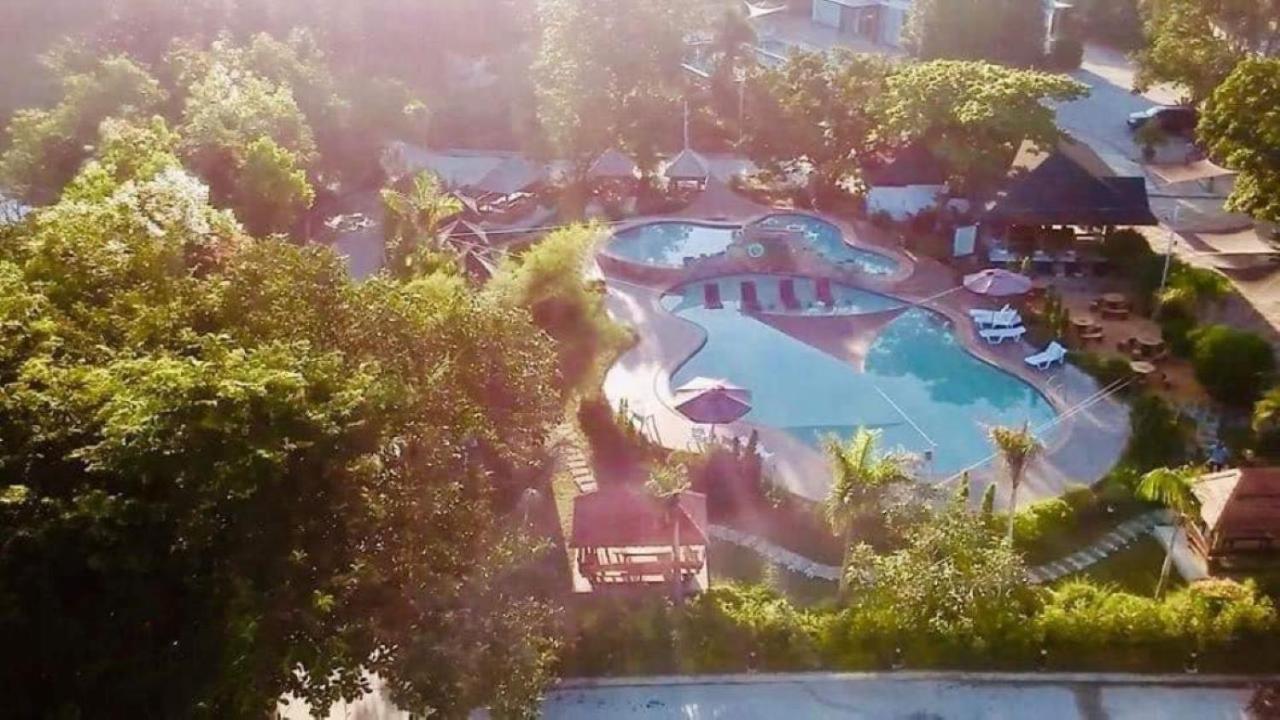 Floating Sanctuary Resort Powered By Cocotel Bulacan Ngoại thất bức ảnh